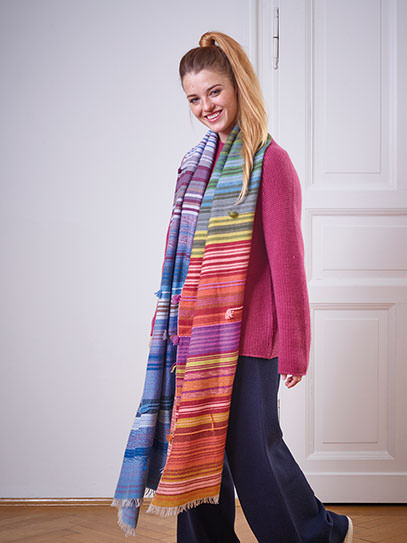 Sweater „Chacra“, Shawl „Gipsy“ Spectral