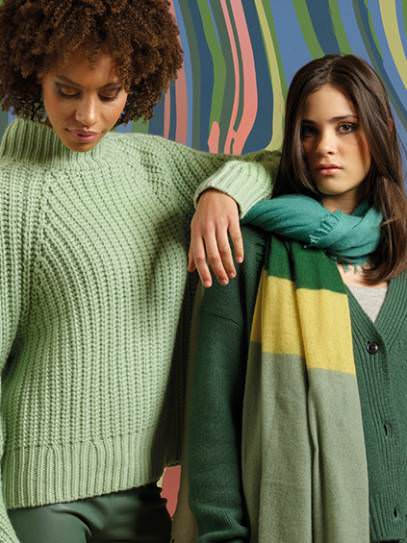 Sweater „Josie“, Cardigan „Anita“, Shawl „Felteds Knit Blockstripes“