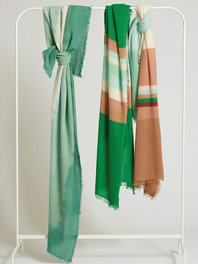 Shawl „Dip Dye“, Shawls „Felted Knit  Blockstripes“