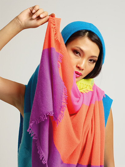 Hoody Vest „Carlotta“, Shawl „Felted Knit neon“