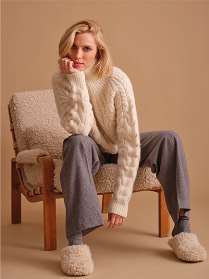 Sweater „Ella“ Handknit   