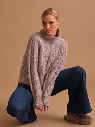 Sweater „Ella“ Handknit