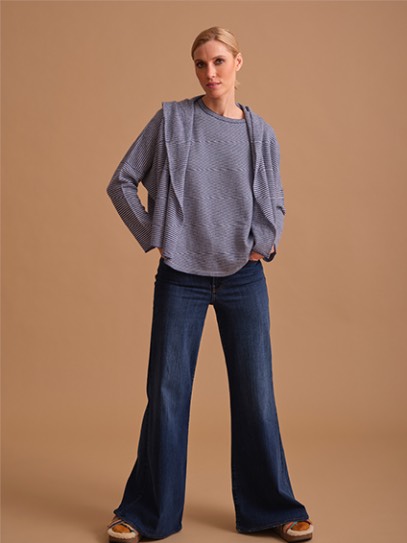 Cardigan „Fritzi“ Ministripes; Shirt „Tizi“ Ministripes