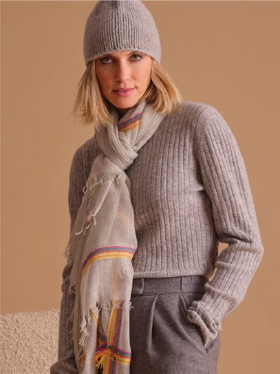 Sweater „Luulu“;Shawl „Gipsy light“ Border; Hat Pauli 