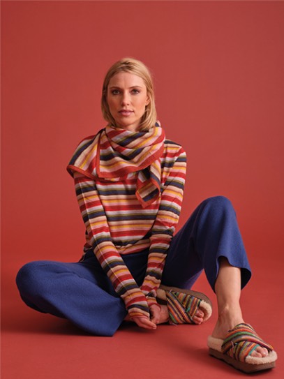 Sweater „Nunu“ High roll neck Stripes AW 25/26;Shawl „Square“ Stripes AW 25/26