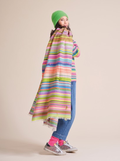 Sweater Gipsy &bdquo;Century&ldquo; Powerful;Plaid &bdquo;Gipsy&ldquo; Powerful;Hat &bdquo;Ali low&ldquo;