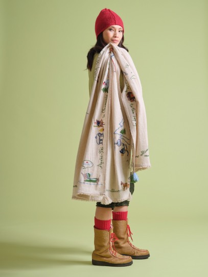 Sweater &bdquo;Nina&ldquo; Jacquart stripes;Plaid &bdquo;Holiday&ldquo; Mountains;Hat &bdquo;Emilia&ldquo;