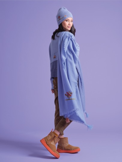 Cardigan &bdquo;Philippa Gondola&ldquo; La Forestière;Hat &bdquo;Pauli Gondola&ldquo; La Forestière;Shawl &bdquo;Gondola&ldquo; La Forestière 
