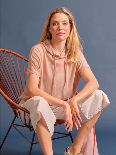 Sweater &bdquo;Round Hoody&ldquo;; Shawl &bdquo;Diamond Felted&ldquo;